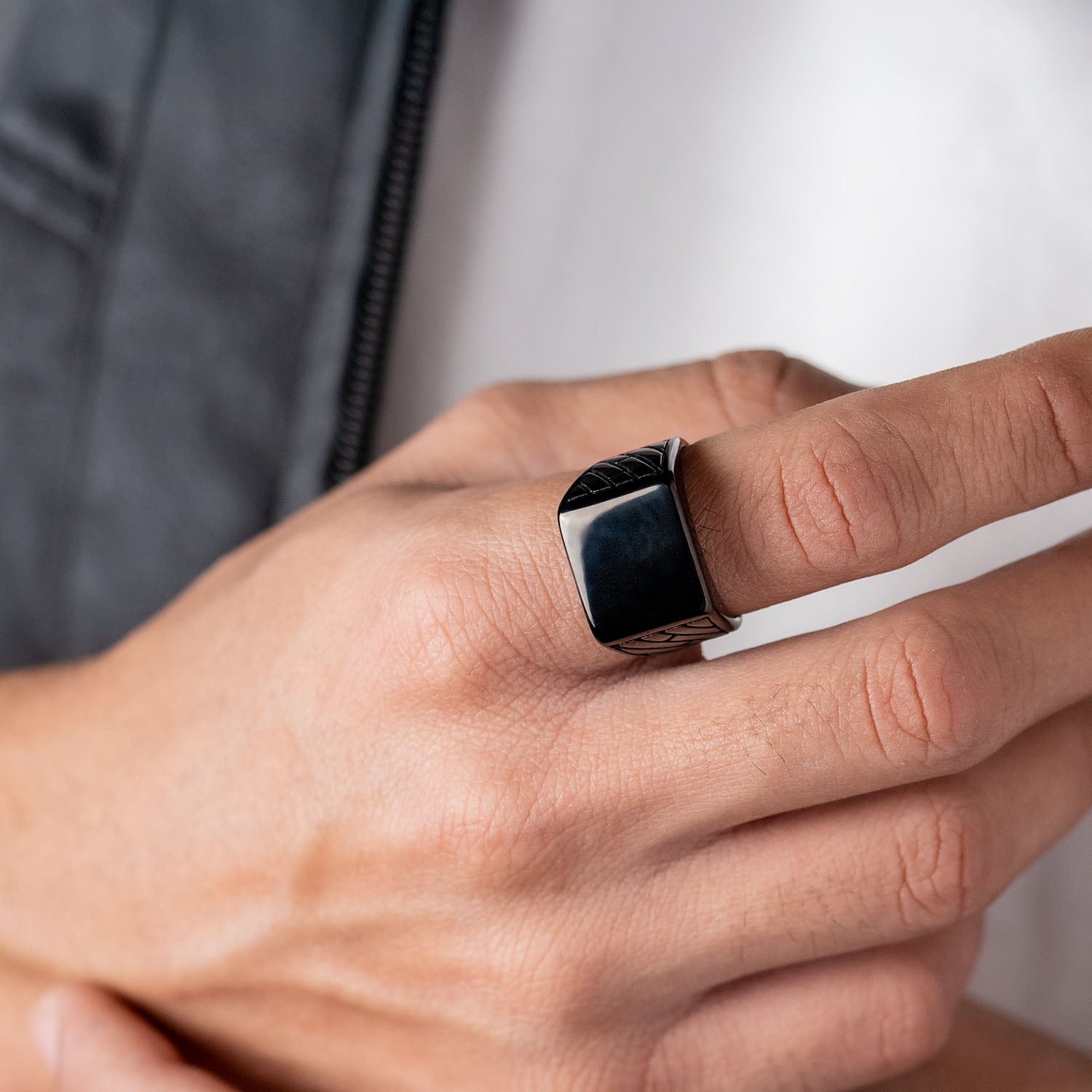 M Premium Jewellery Black Hercules Ring