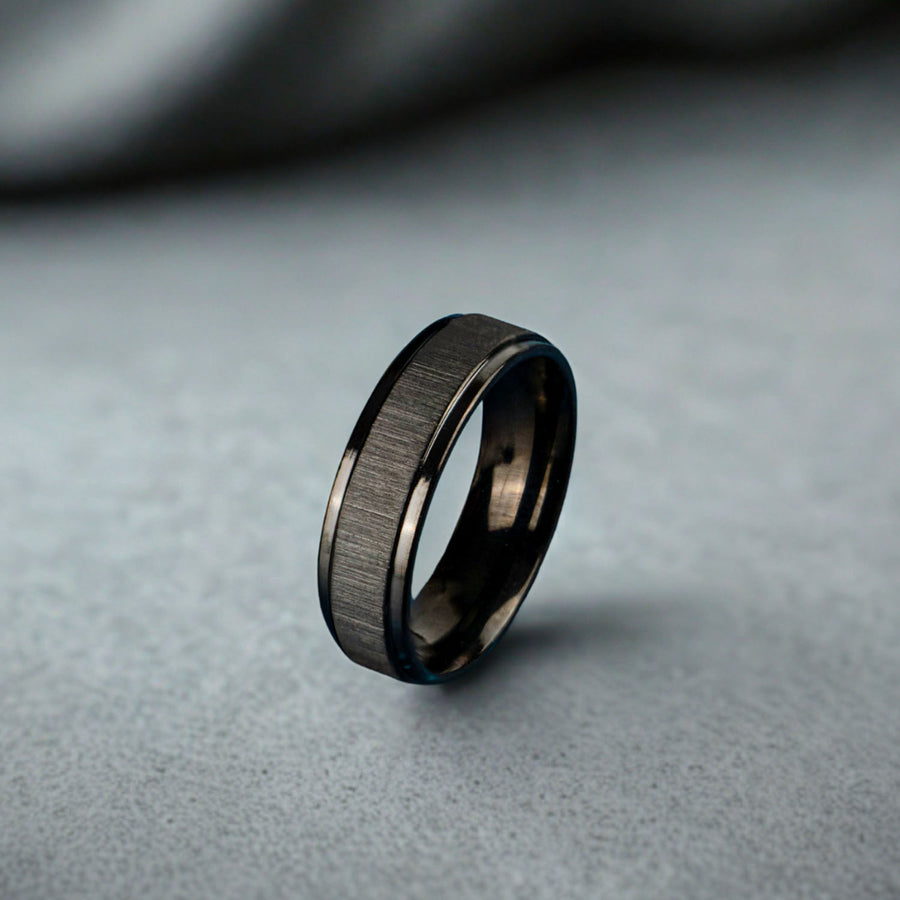 Emberon Band Ring