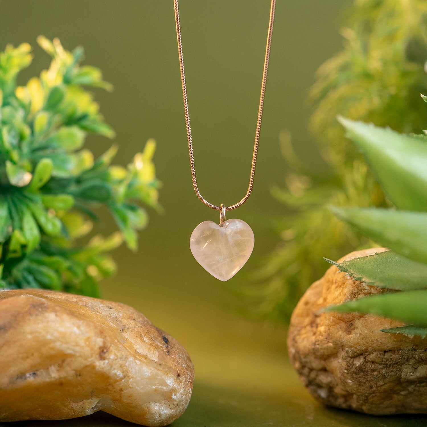 HeartShaped Rose Quartz Natural Stone Necklace