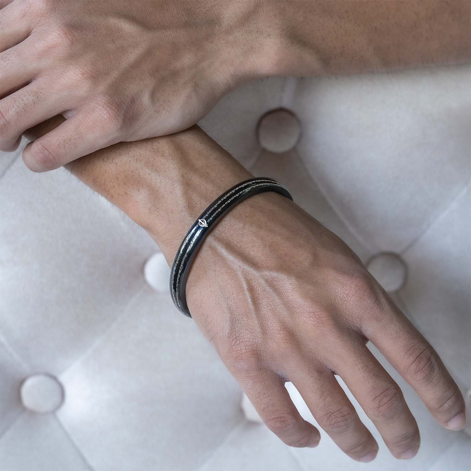 Round Curve Waheguruji Da Khalsa Kada Black